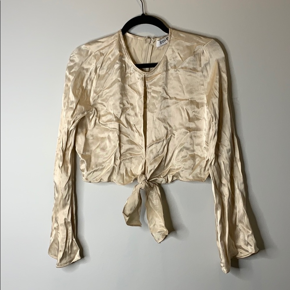 NEW SILK-LIKE OPEN FRONT CROP TOP